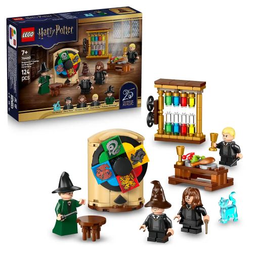 LEGO® Harry Potter™ 76460 Замъкът Хогуортс: Церемония с разпределителната шапка