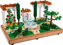 LEGO® Icons 10359 Градина с фонтан (3)