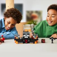 LEGO® Minecraft®  21590 Уидър битка (1)