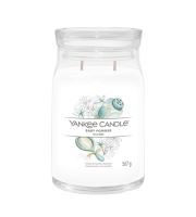 Yankee Candle Baby Powder голяма свещ с надпис 567 гр