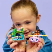 LEGO® Friends 42681 Приключенска лодка-аксолотъл (2)